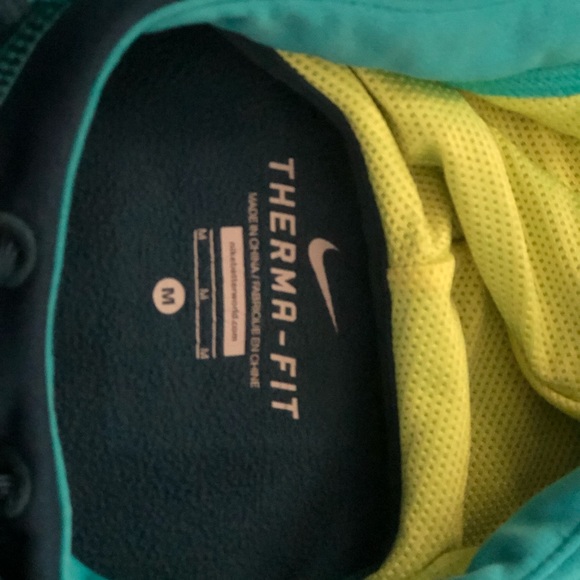 Nike Therma-Fit hoodie - Picture 3 of 4